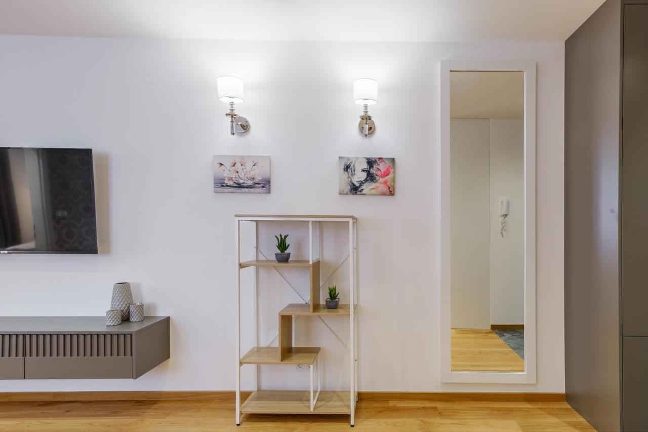 Florencja - Nowy Apartament W Centrum Miasta Z Klimatyzacja Oraz Zadaszonym Parkingiem W Cenie Nowy Targ Exterior foto